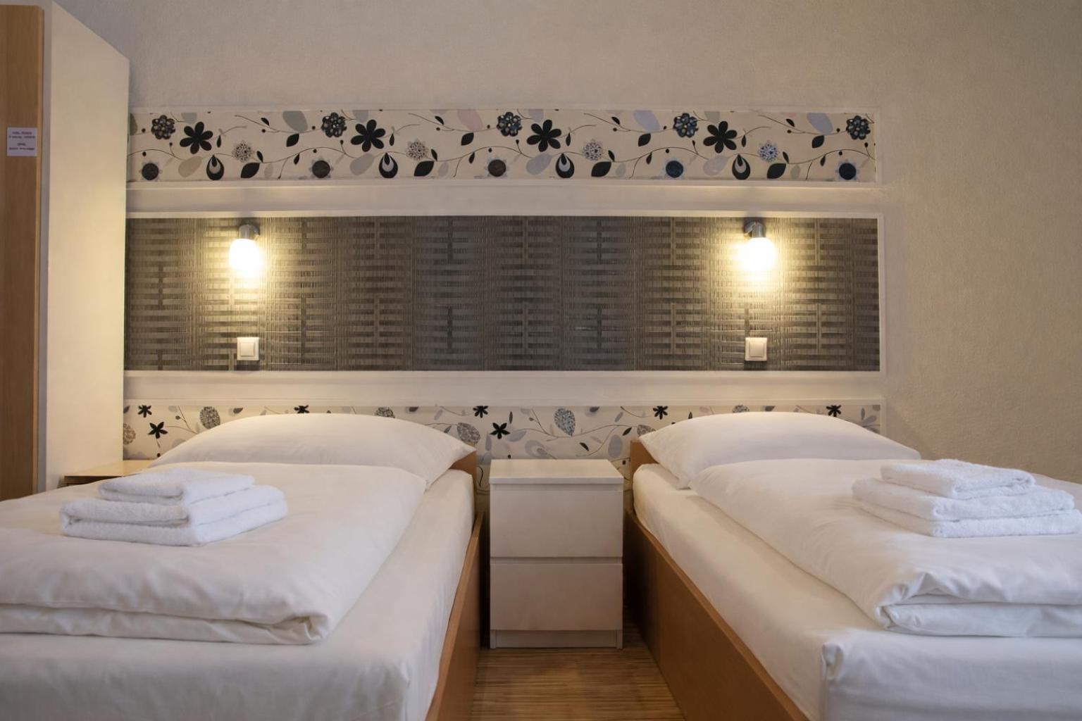 Zweibettzimmer
